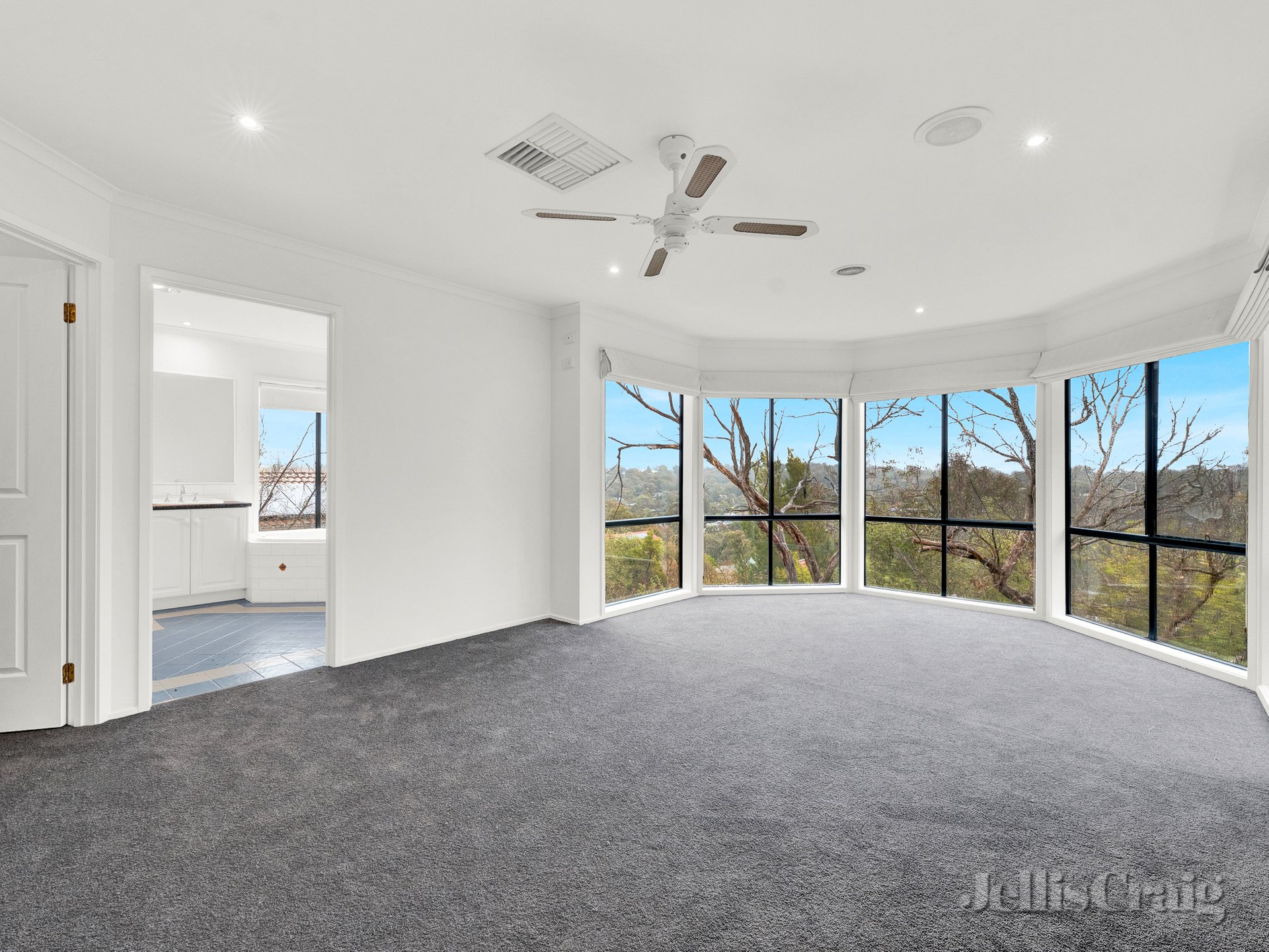 7 Kimberley Close, Eltham image 7