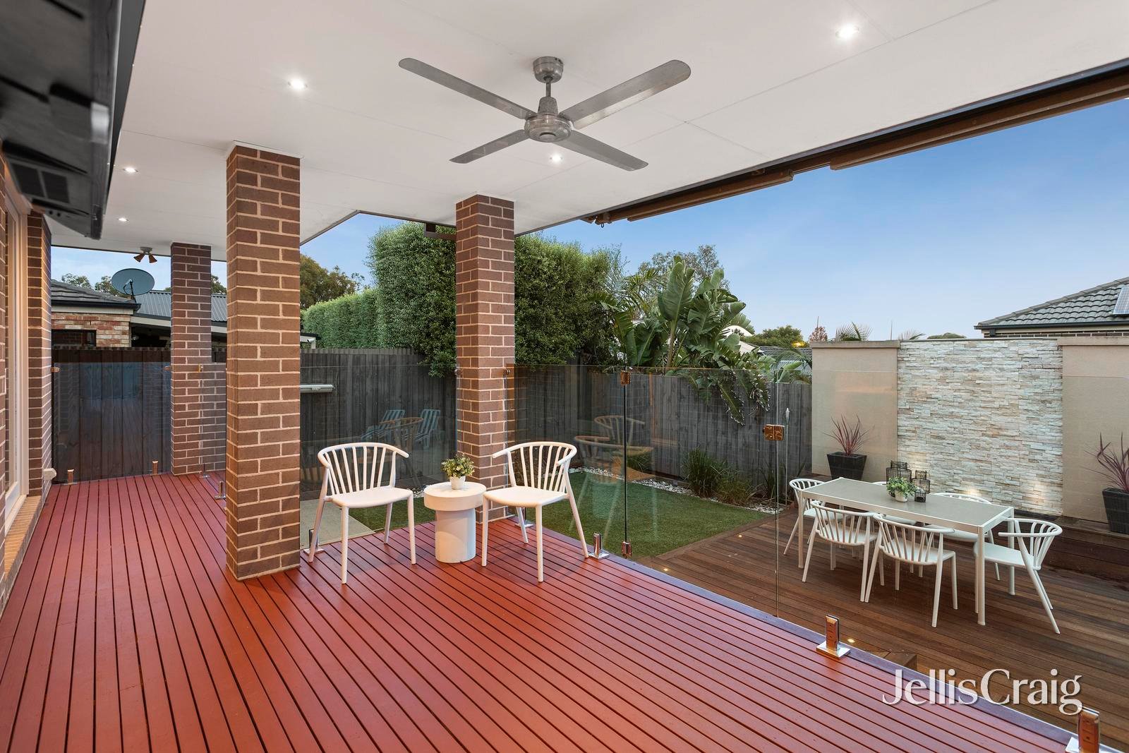7 Kingston Way, Mooroolbark image 11