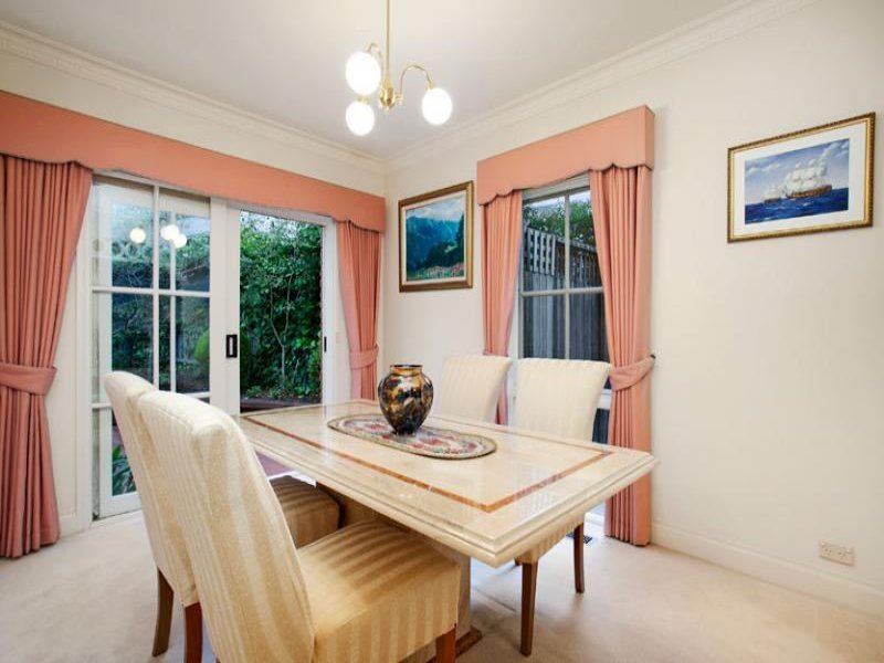 7 Kinsale Crescent, Mont Albert North image 3
