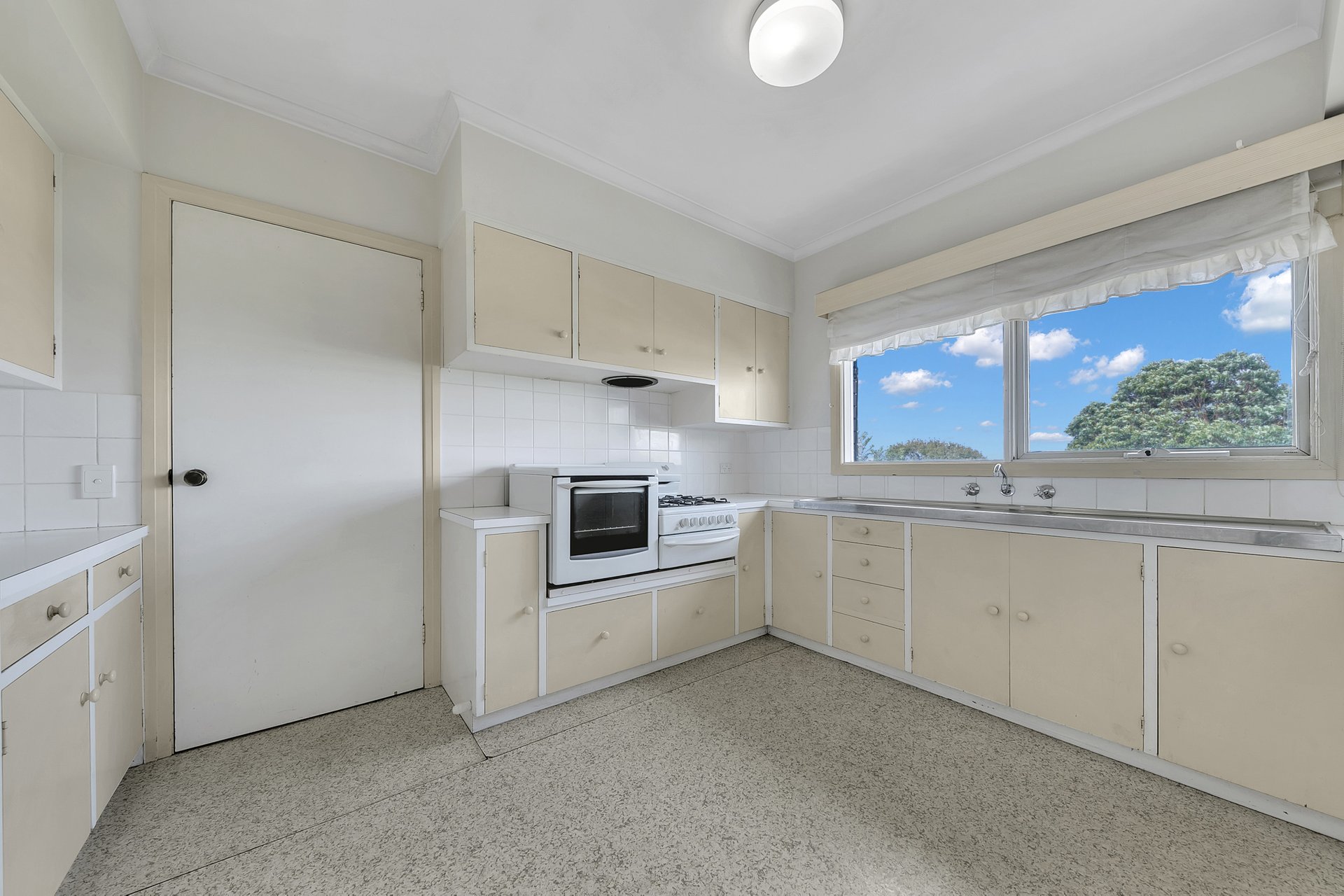 7 Kirriemuir Street, Hamlyn Heights image 3