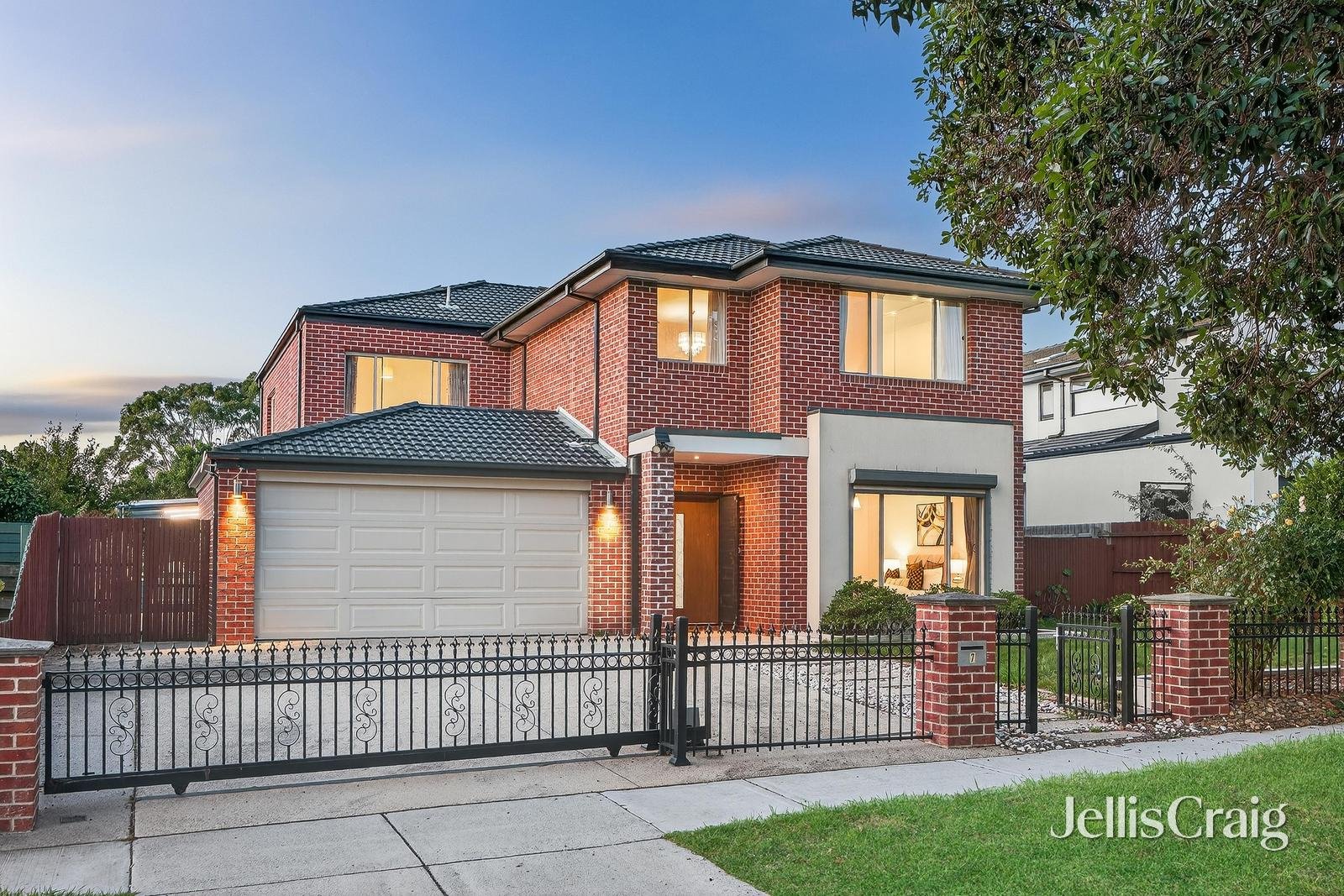 7 Kirstina Road, Glen&nbsp;Waverley image 1
