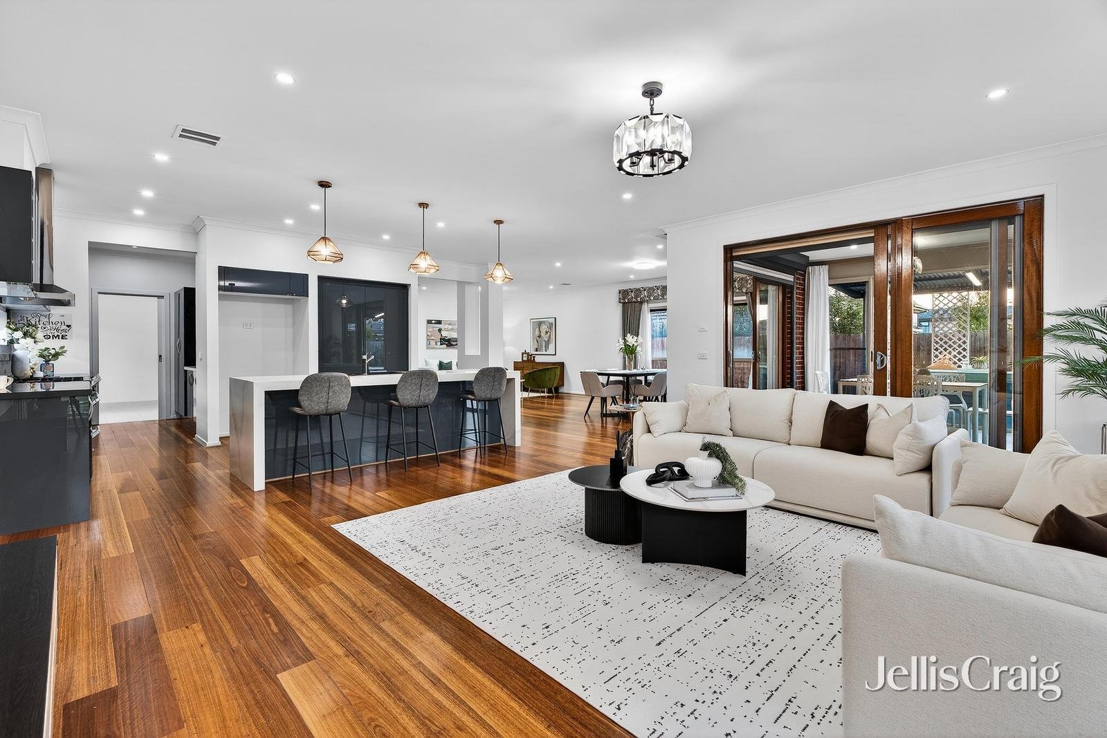 7 Kirstina Road, Glen&nbsp;Waverley image 2