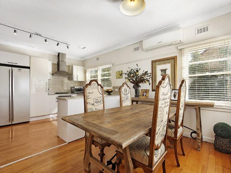 7 Koonung Street, Balwyn North image 3