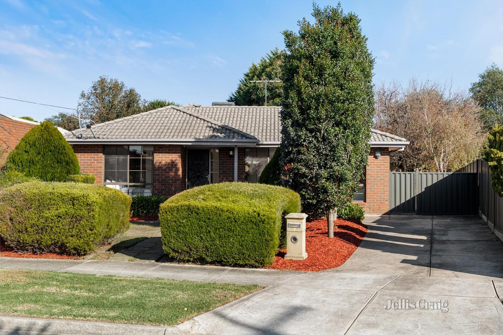 7 Lamina Avenue, Mill Park image 1