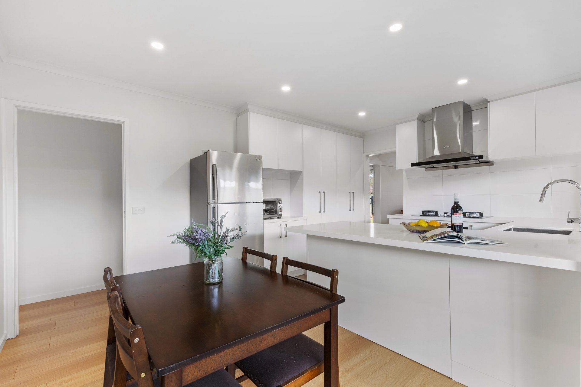 7 Loch Street, Cranbourne image 4