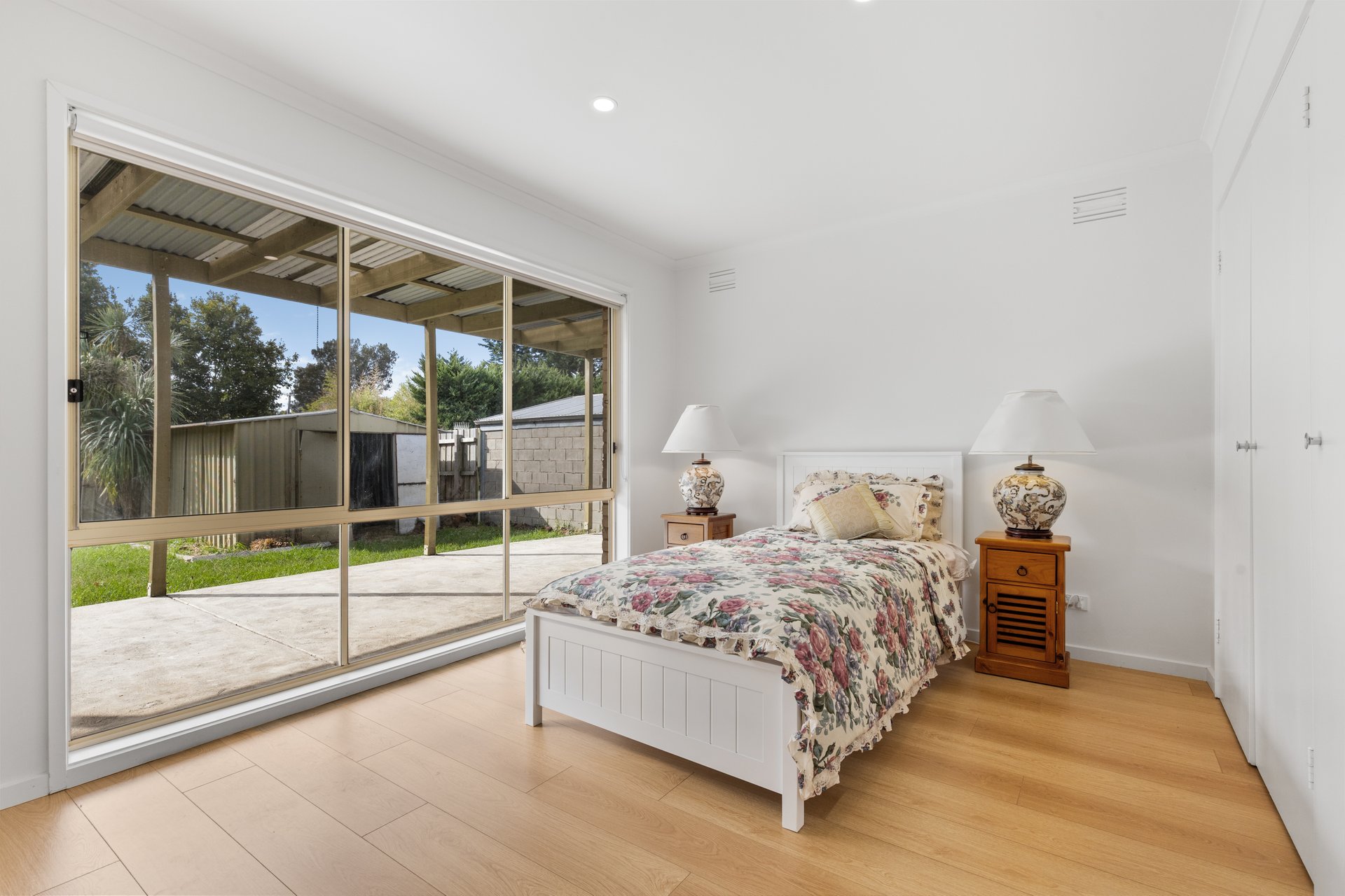 7 Loch Street, Cranbourne image 7