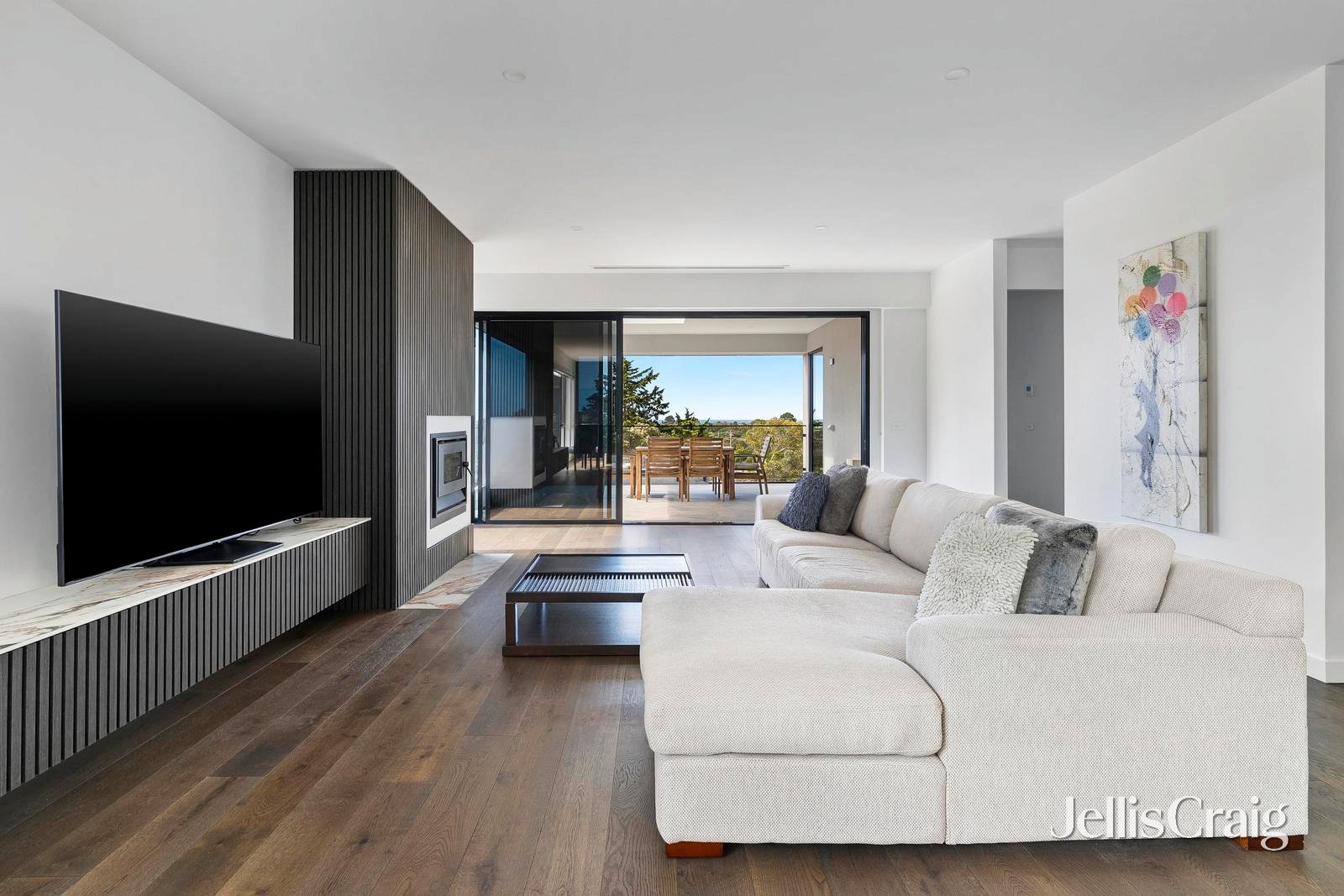 7 Locksley Road, Rye image 3