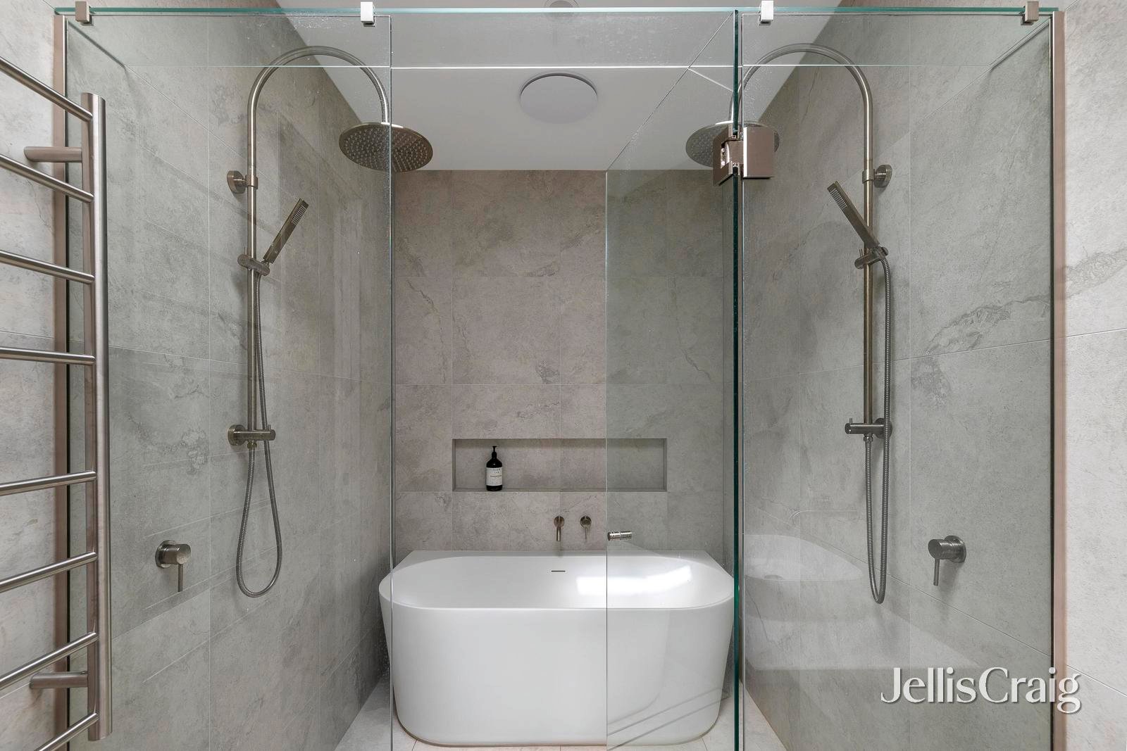 7 Locksley Road, Rye image 14