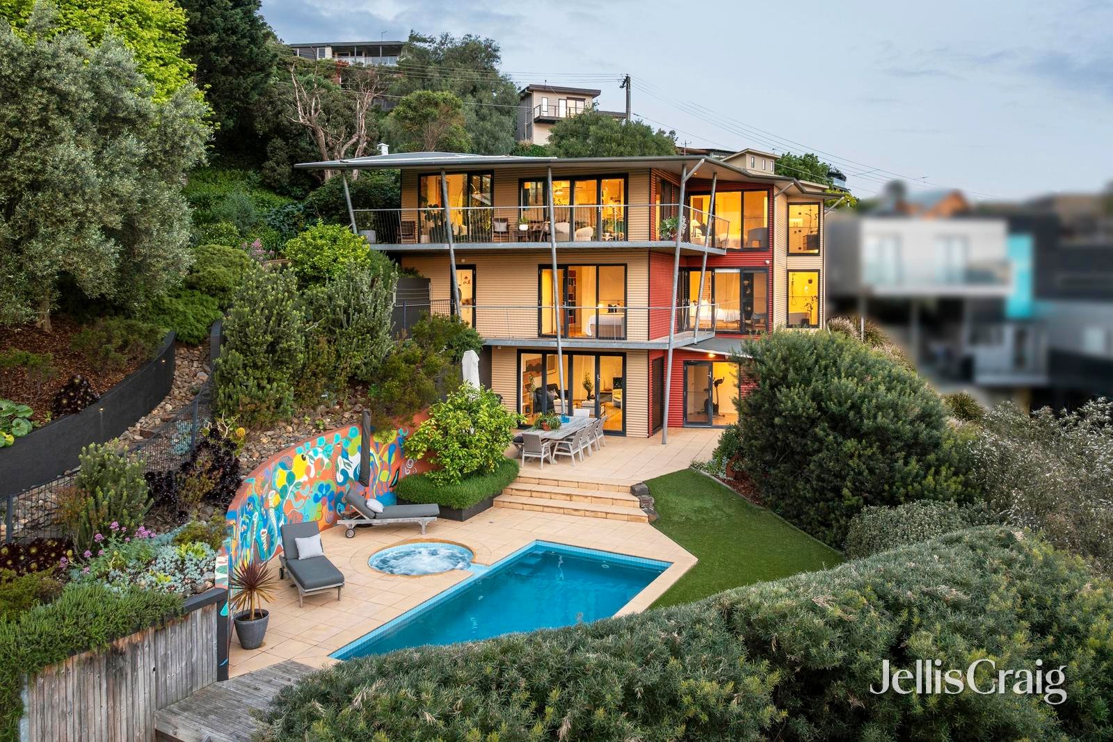 7 Louis Court, Newtown image 1