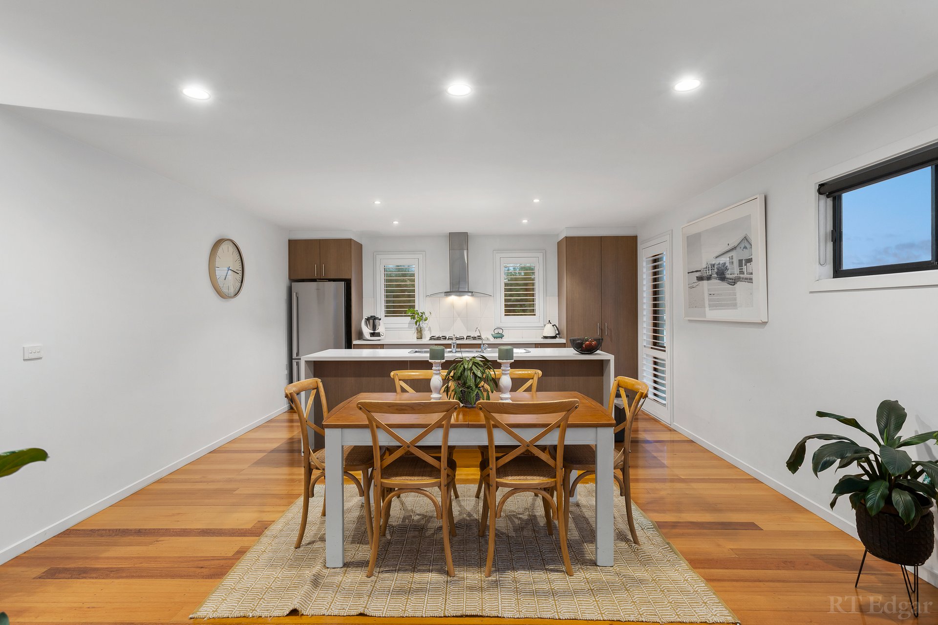 Property Gallery Thumbnail 6
