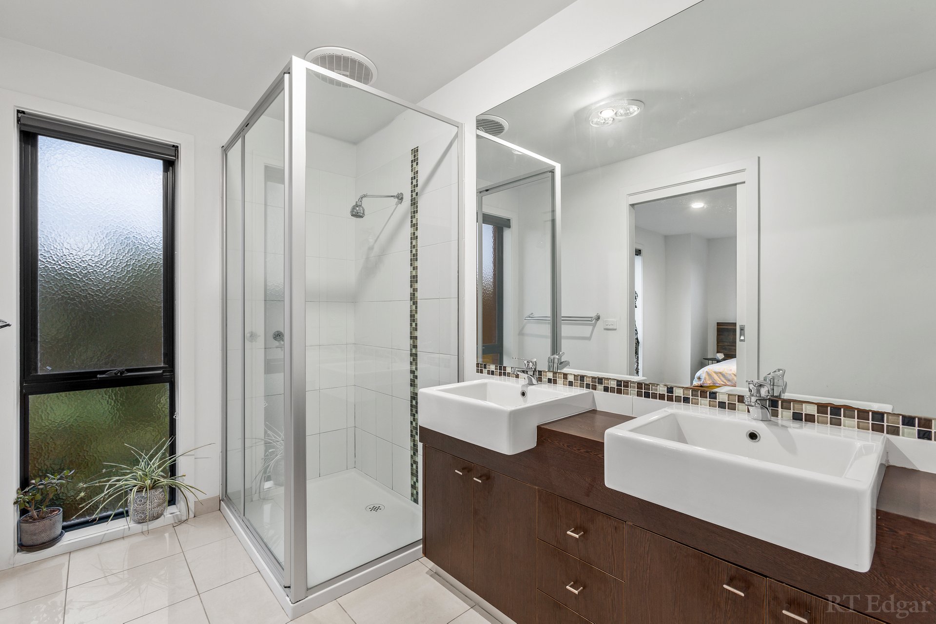 Property Gallery Thumbnail 11