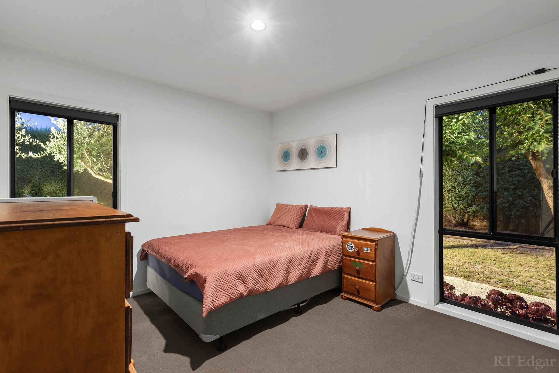Property Gallery Thumbnail 15