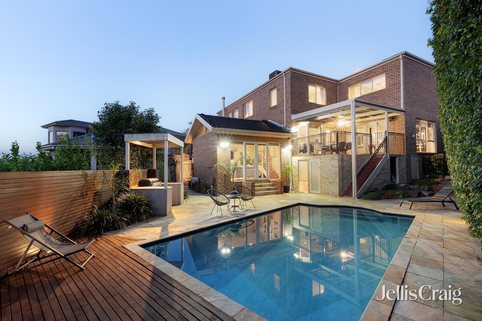 7 Macedon Court, Templestowe&nbsp;Lower image 1