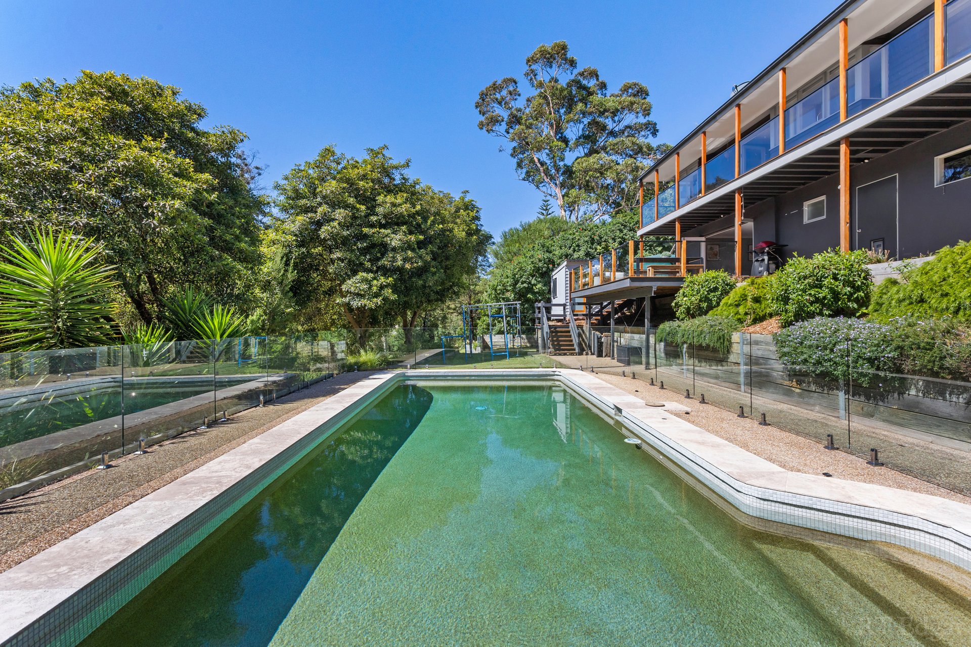 Property Gallery Thumbnail 11