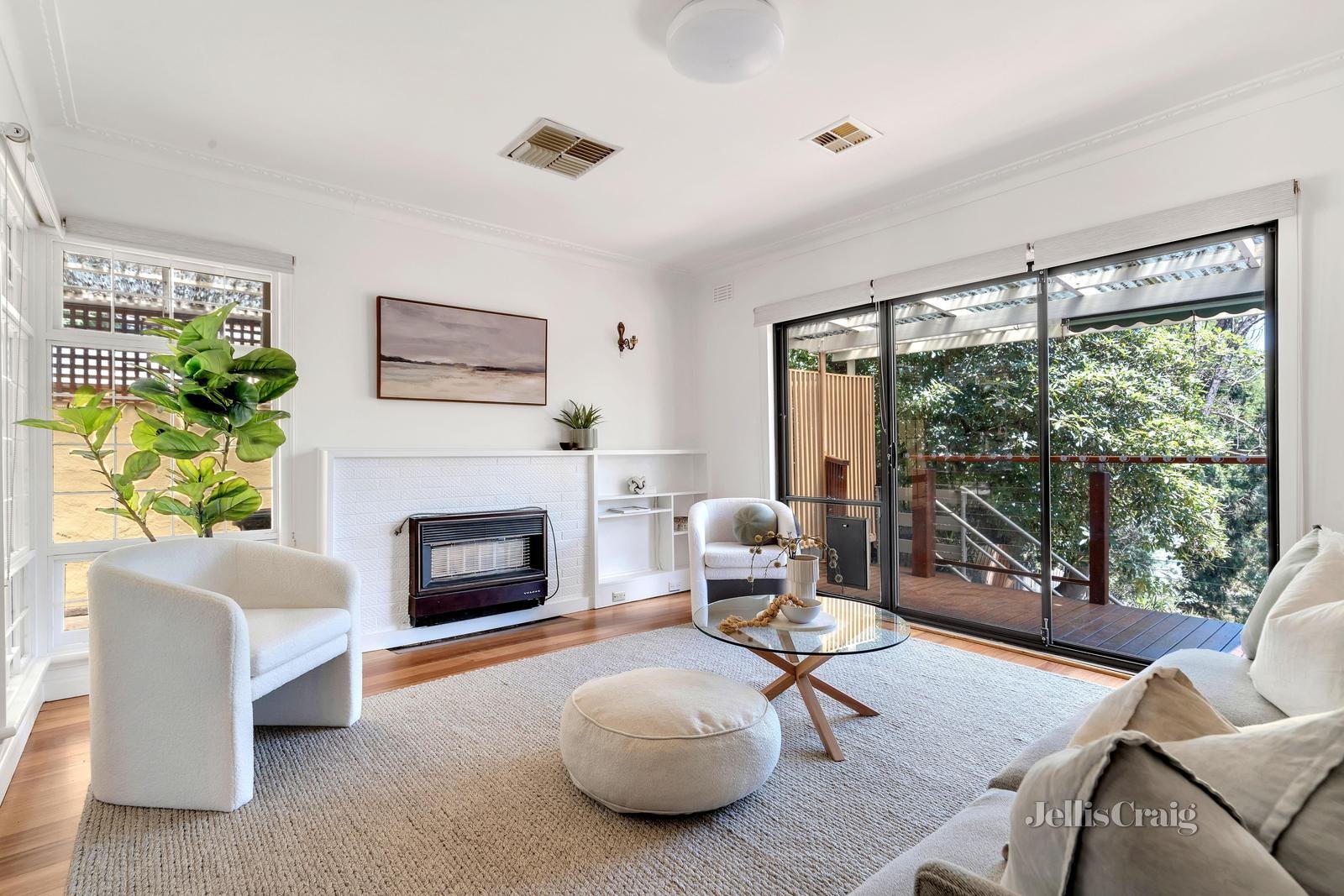 7 Magdalen Street, Pascoe Vale South image 2