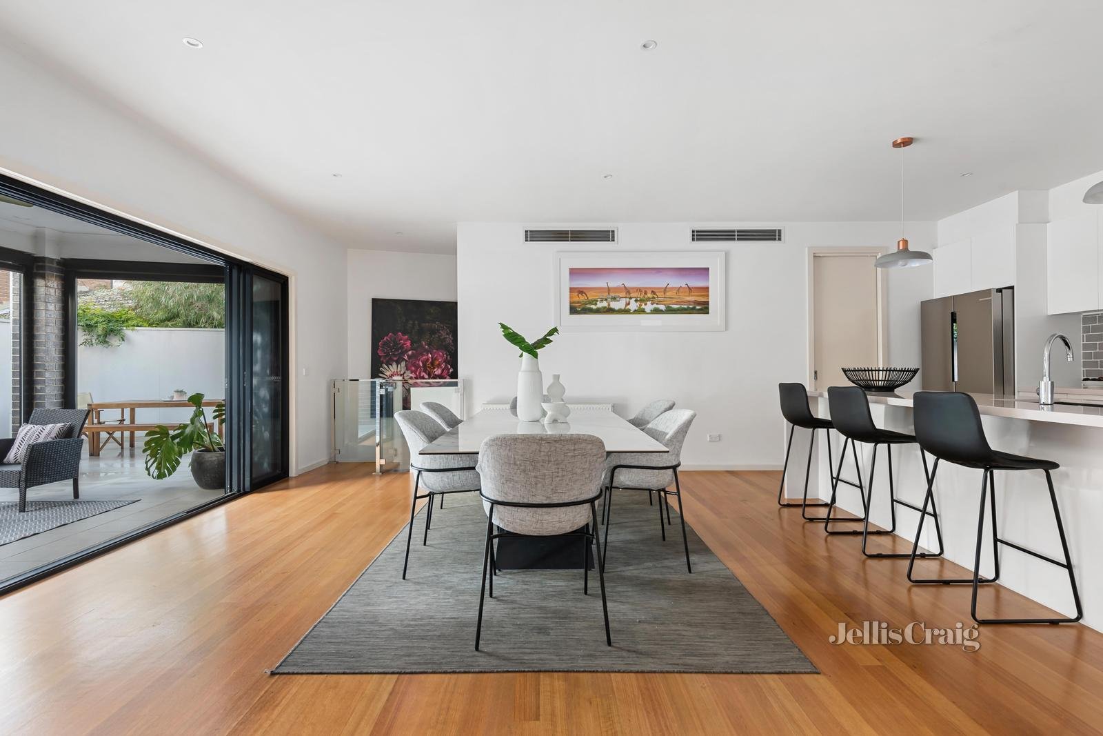 7 Maiya Court, Cheltenham image 6