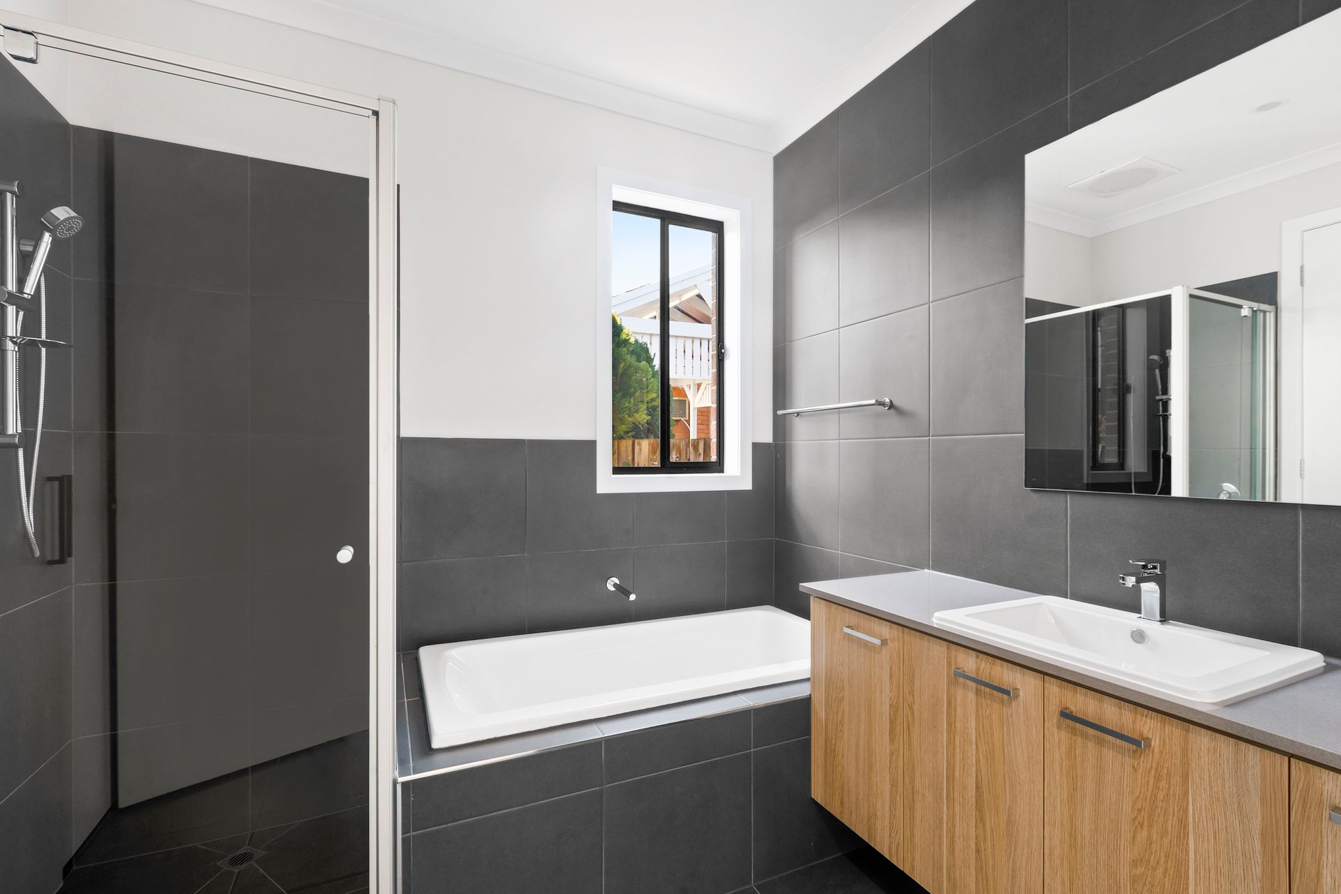 Property Gallery Thumbnail 5