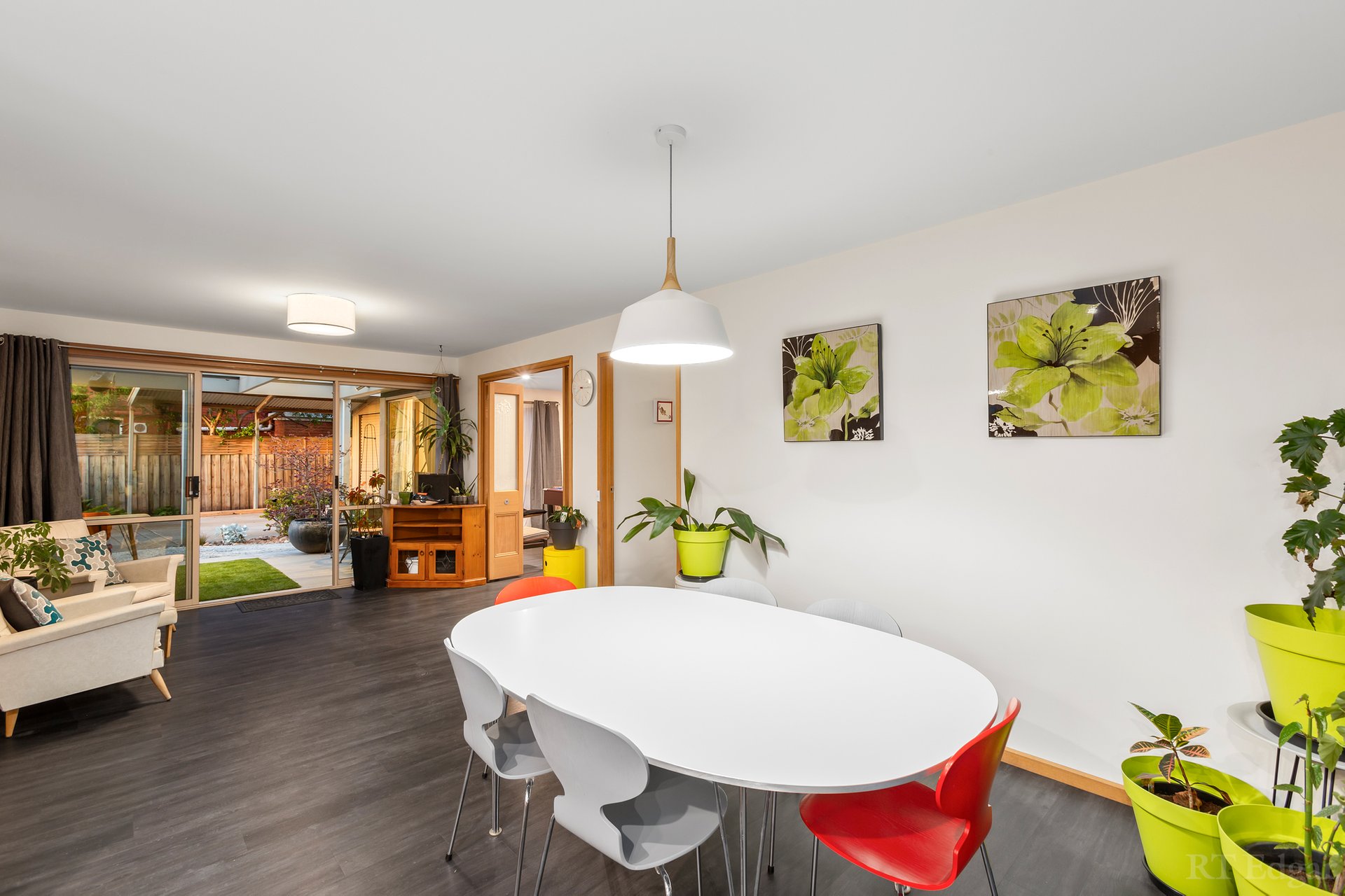 Property Gallery Thumbnail 6