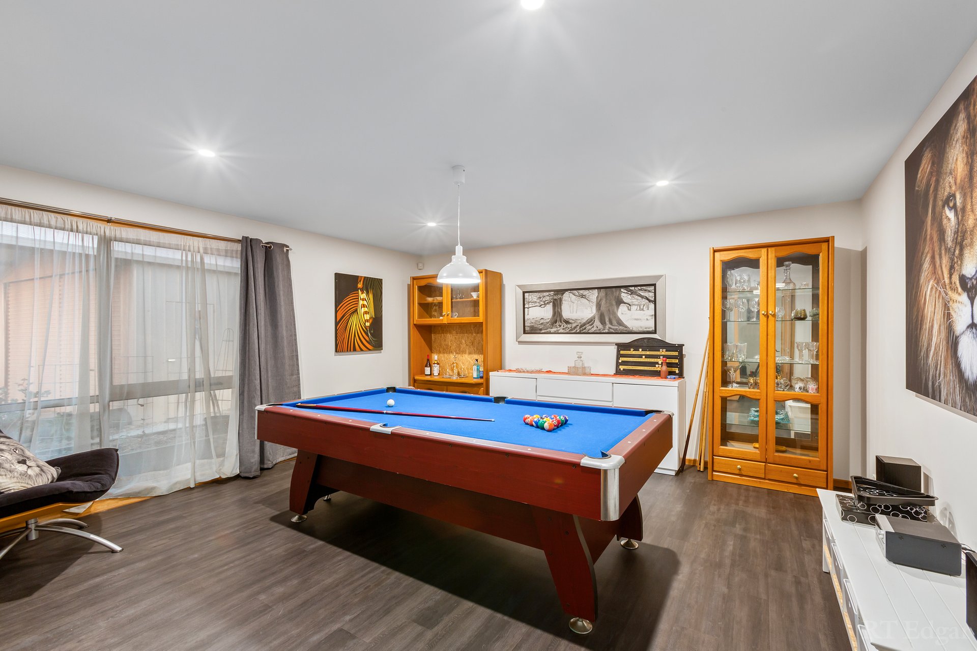 Property Gallery Thumbnail 8