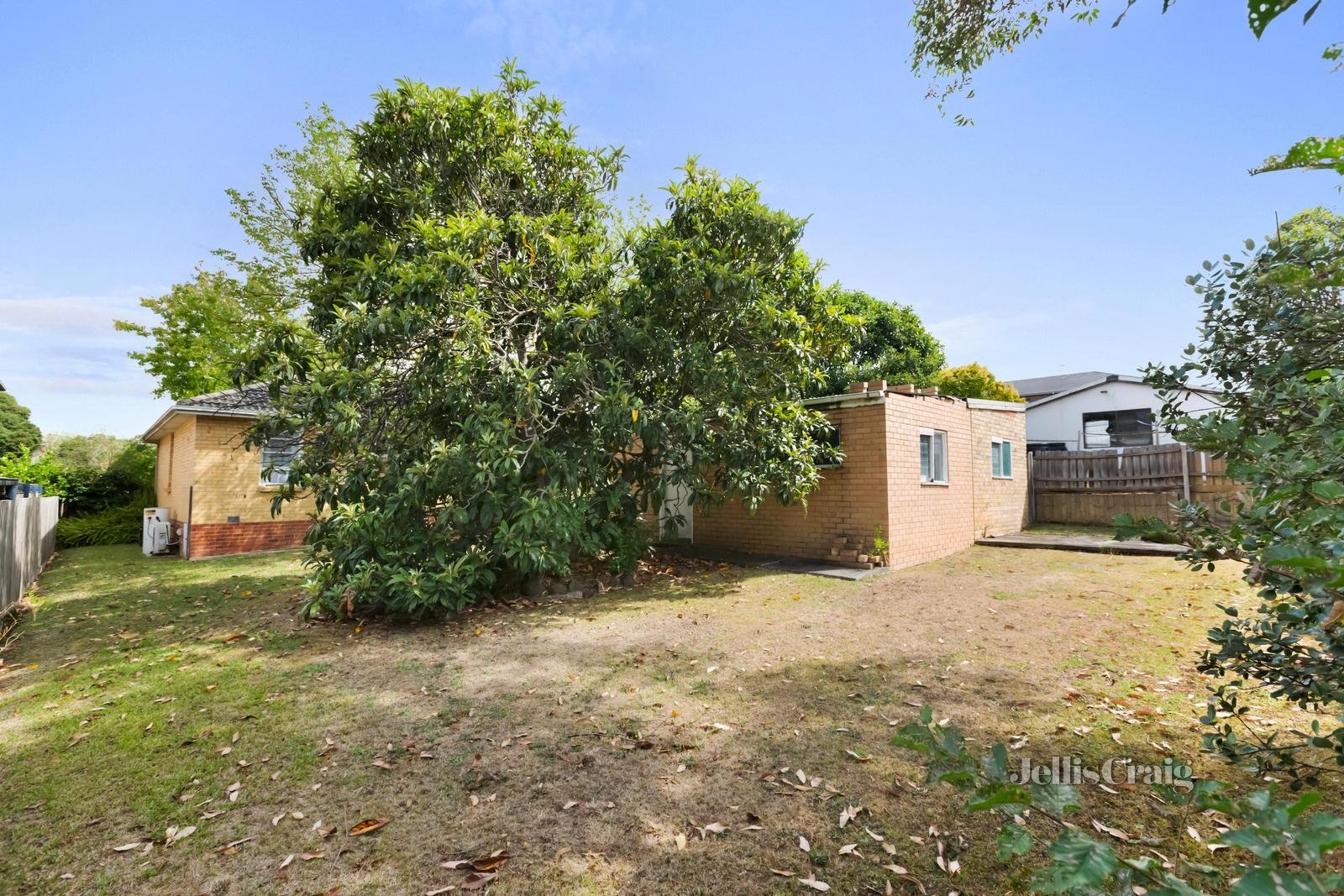 7 Mandowie Road, Glen Waverley image 6