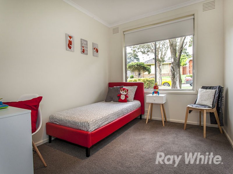7 Mantova Drive, Wheelers Hill image 7