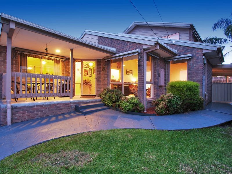 7 Maple Court, Kilsyth image 3