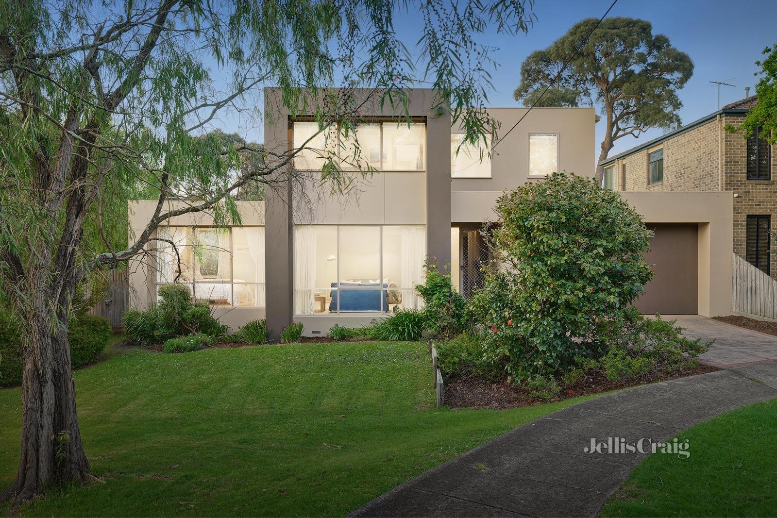 7 Maple Street, Mount Waverley image 1