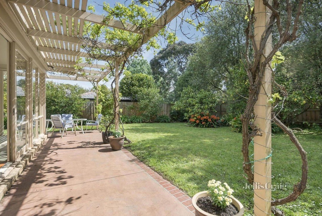 7 Maple Street, Mount&nbsp;Waverley image 9