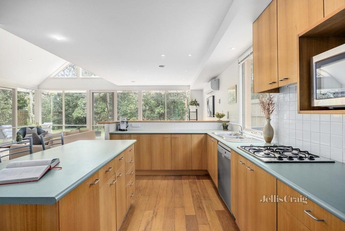7 Maple Street, Mount&nbsp;Waverley image 1