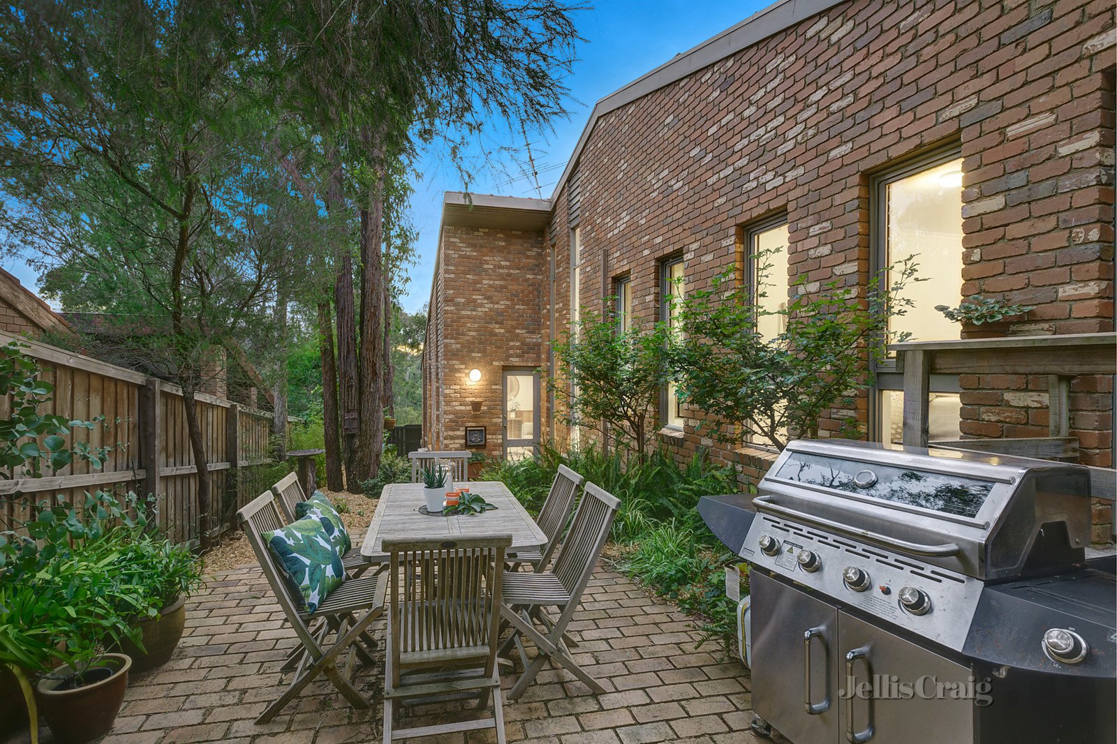 7 Marlow Place, Eltham image 10