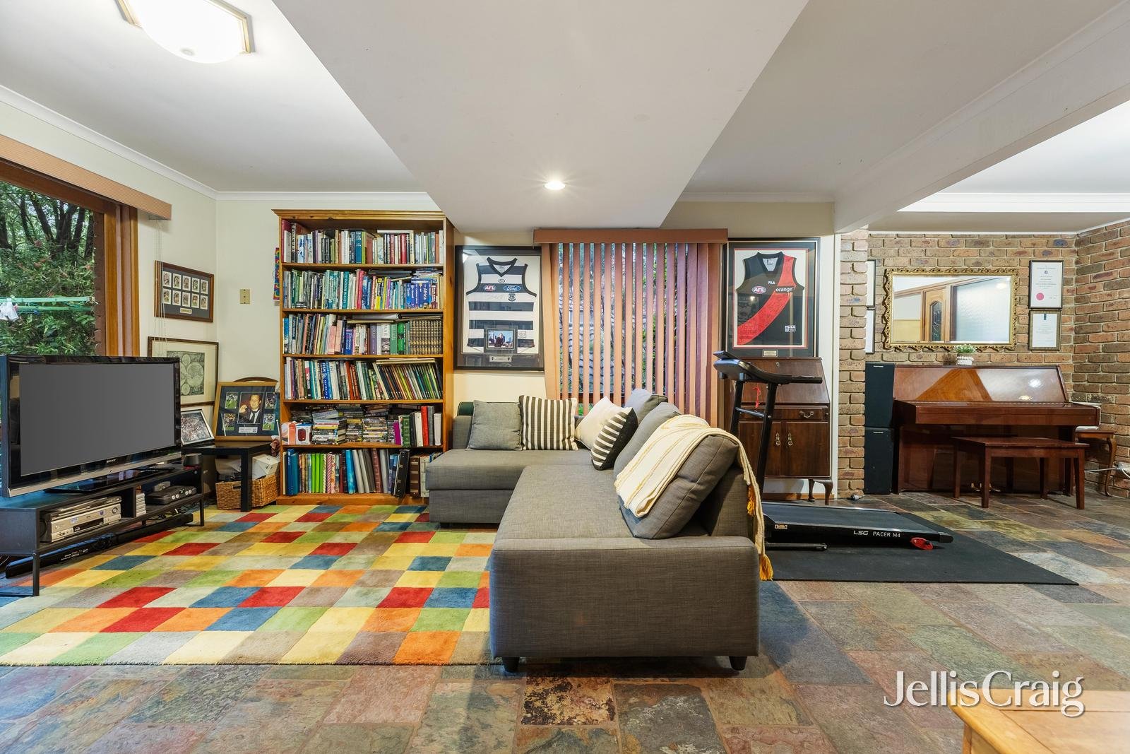 7 McCallum Road, Doncaster image 3