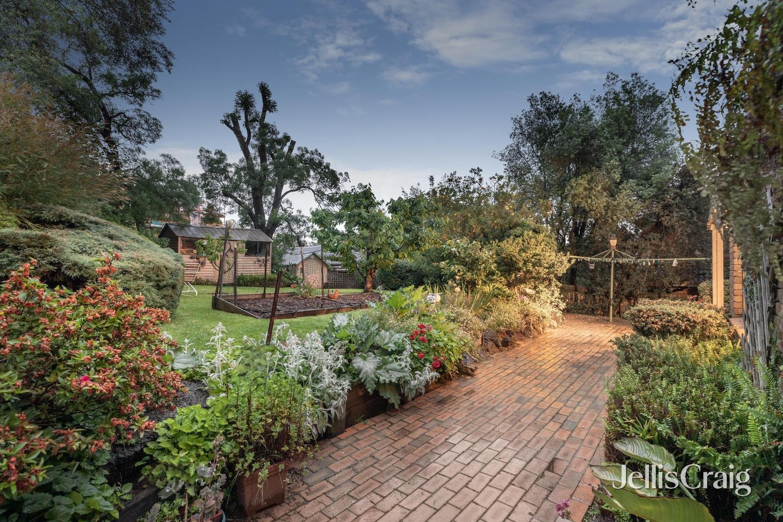 7 McCallum Road, Doncaster image 13