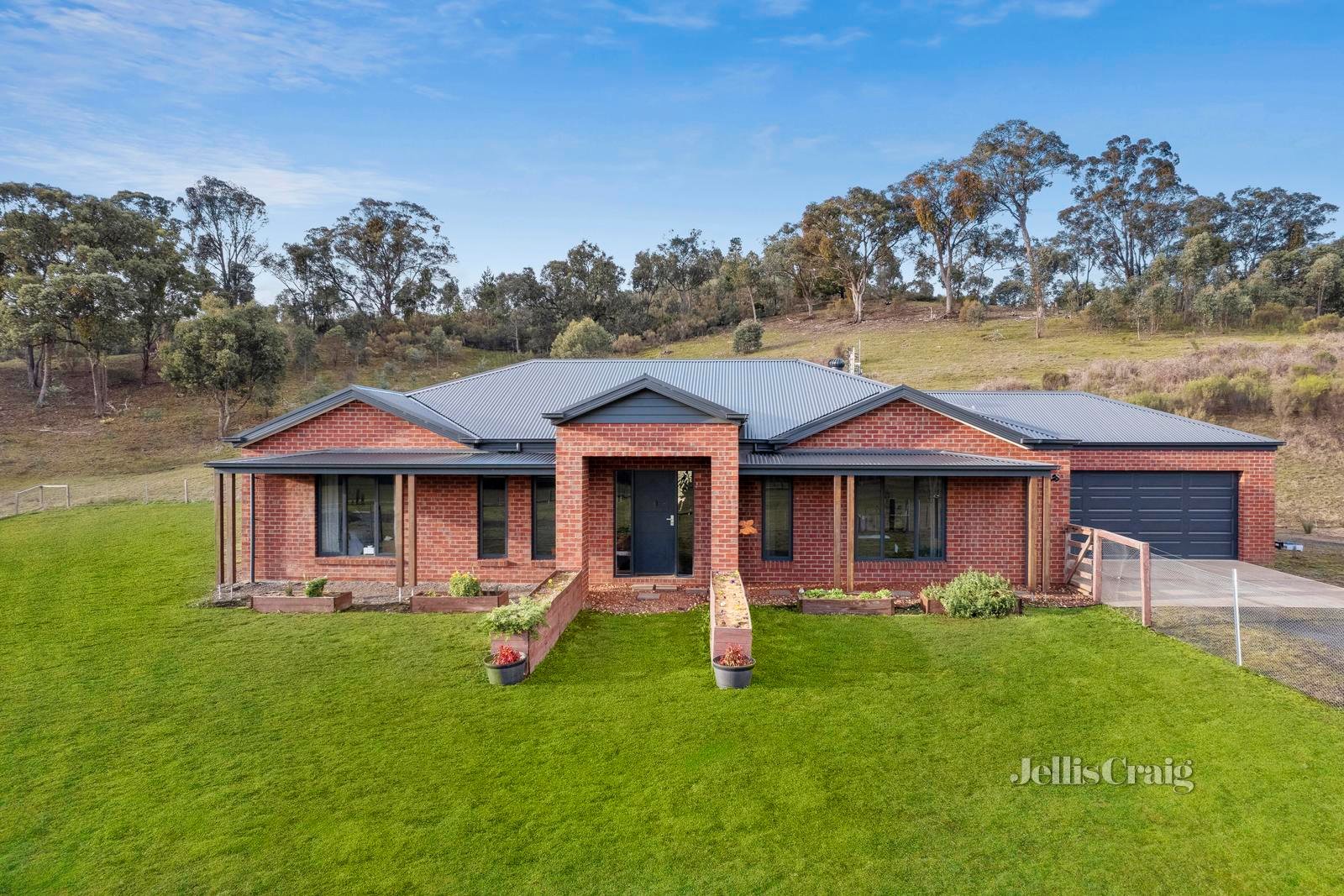 7 McCay Reservoir Road, Chewton image 3