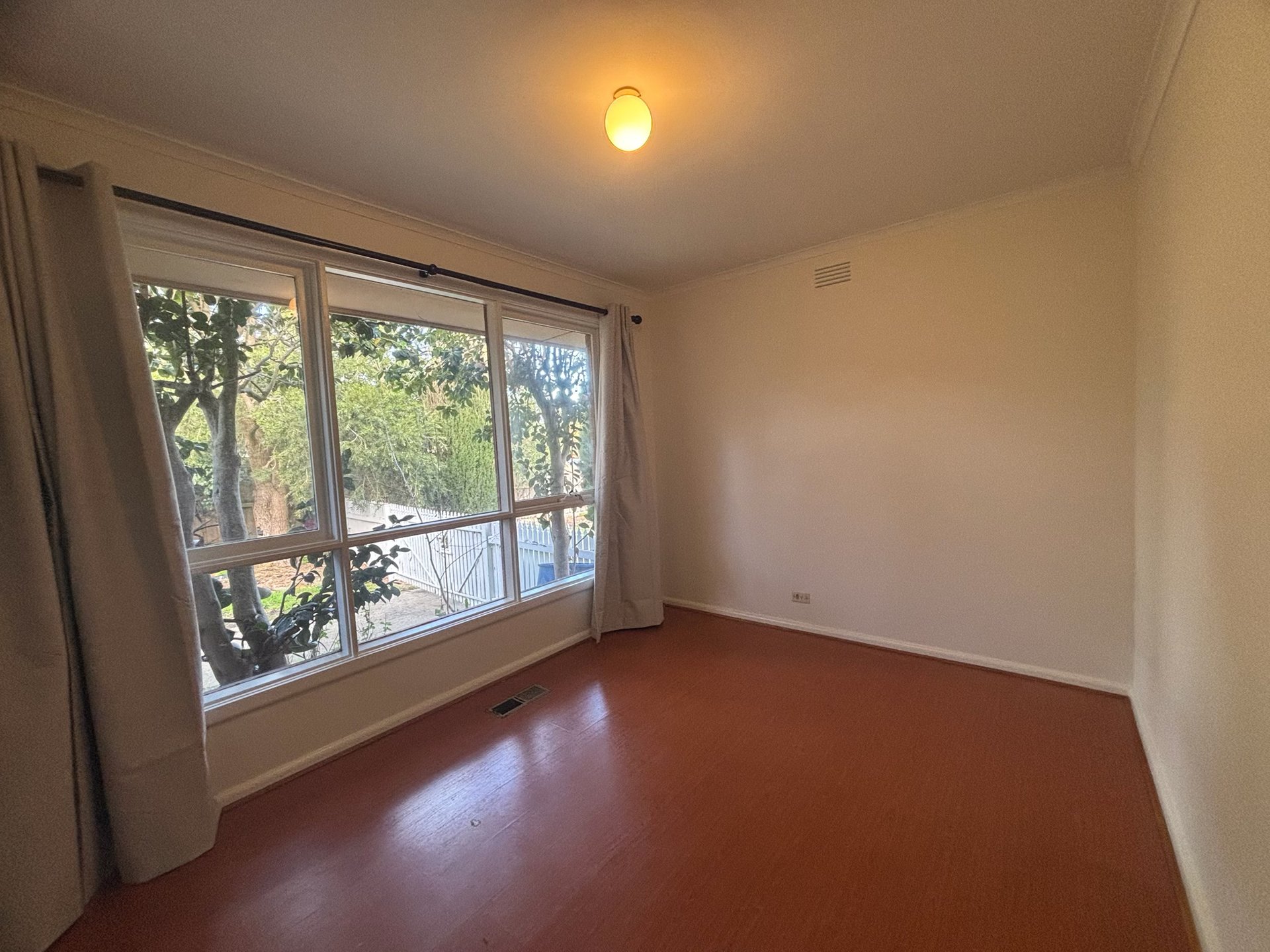 7 McComb Crescent, Bayswater image 6