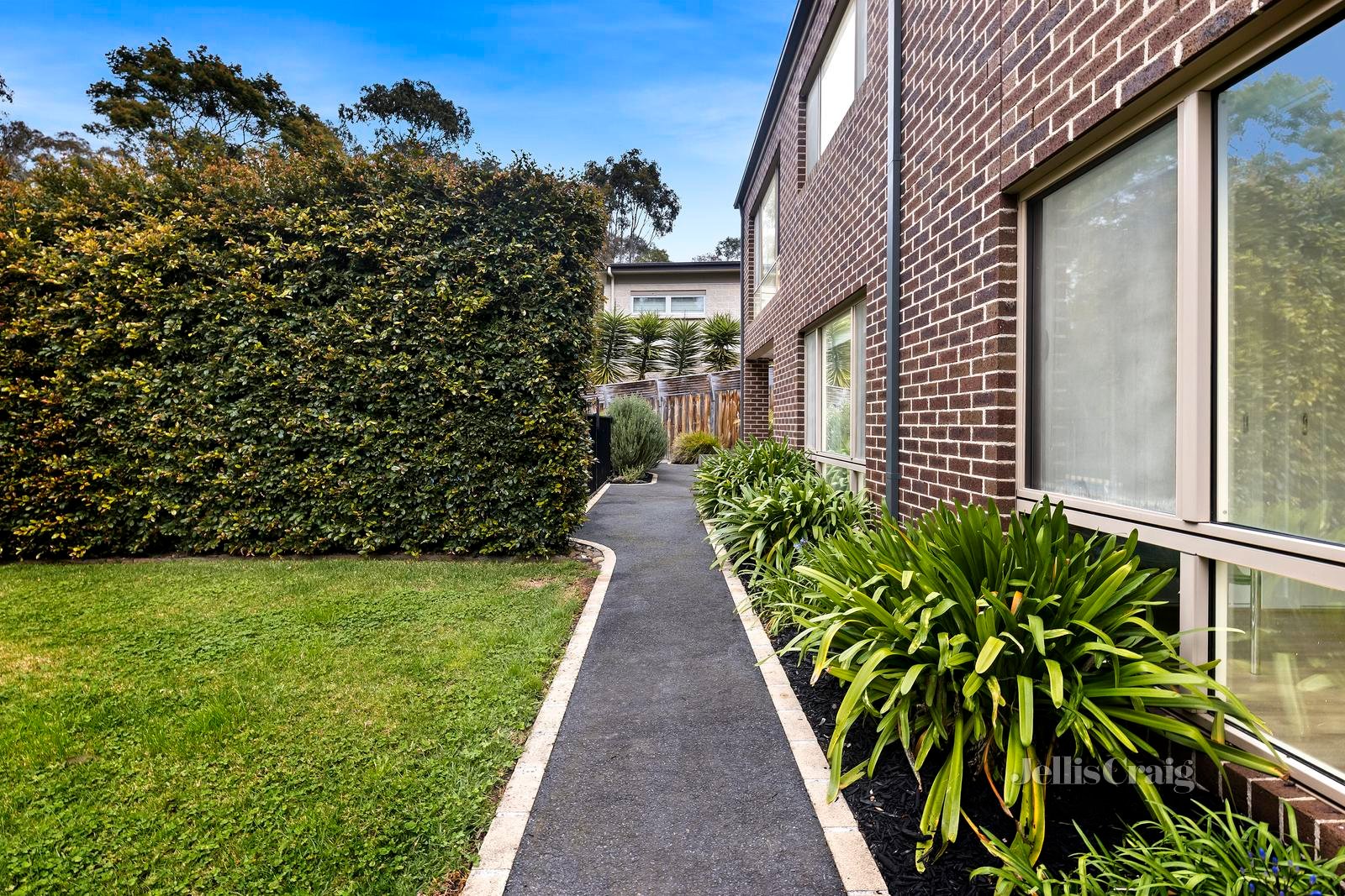 7 Mcleod Court, Croydon North image 14