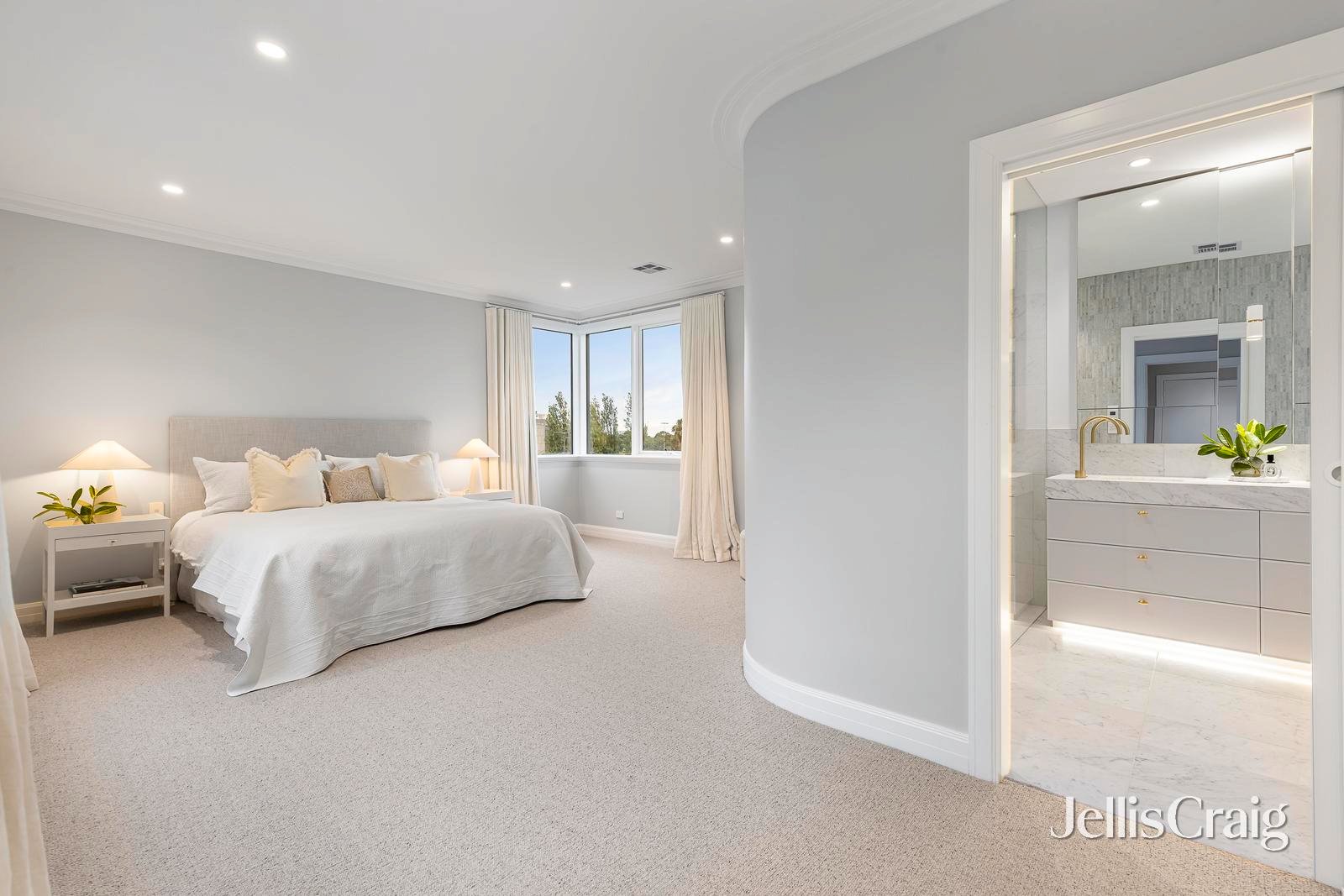 7 Merrion Place, Kew image 9