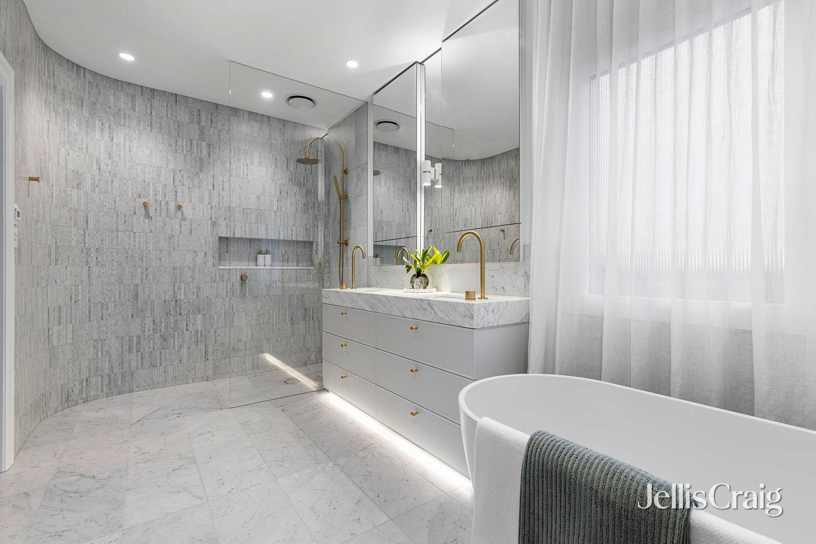 7 Merrion Place, Kew image 10