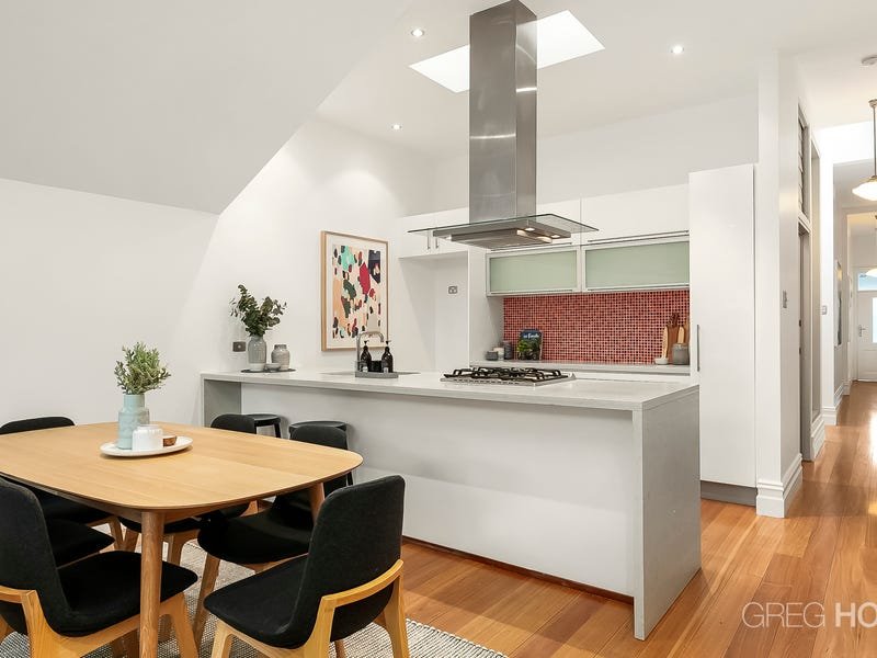 7 Merton Place, Albert Park image 6