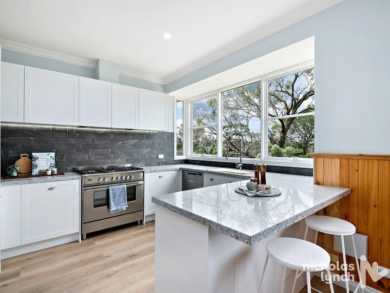 Property Gallery Thumbnail 8