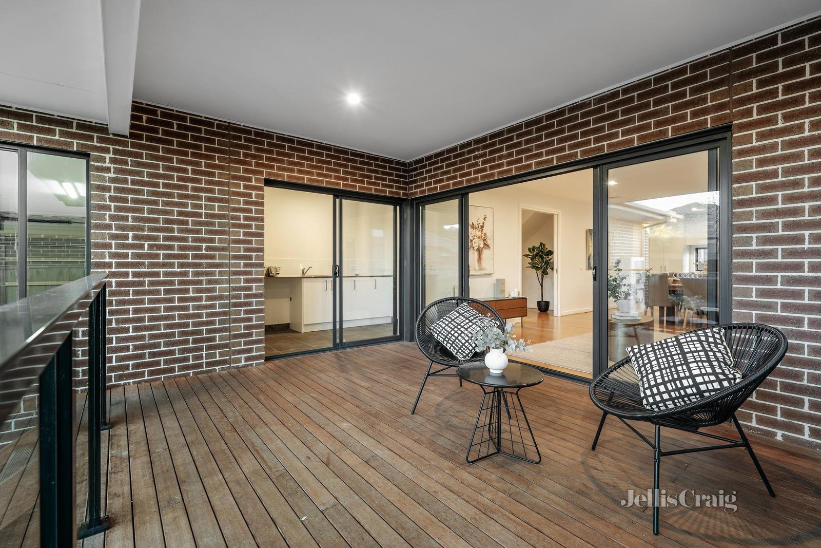 7 Moore Street, Ashwood image 15