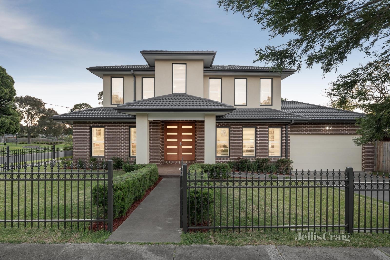 7 Moore Street, Ashwood image 18