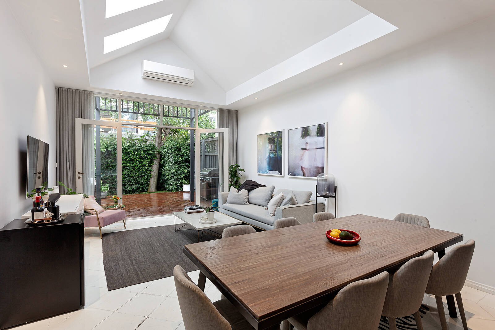Property Gallery Thumbnail 3