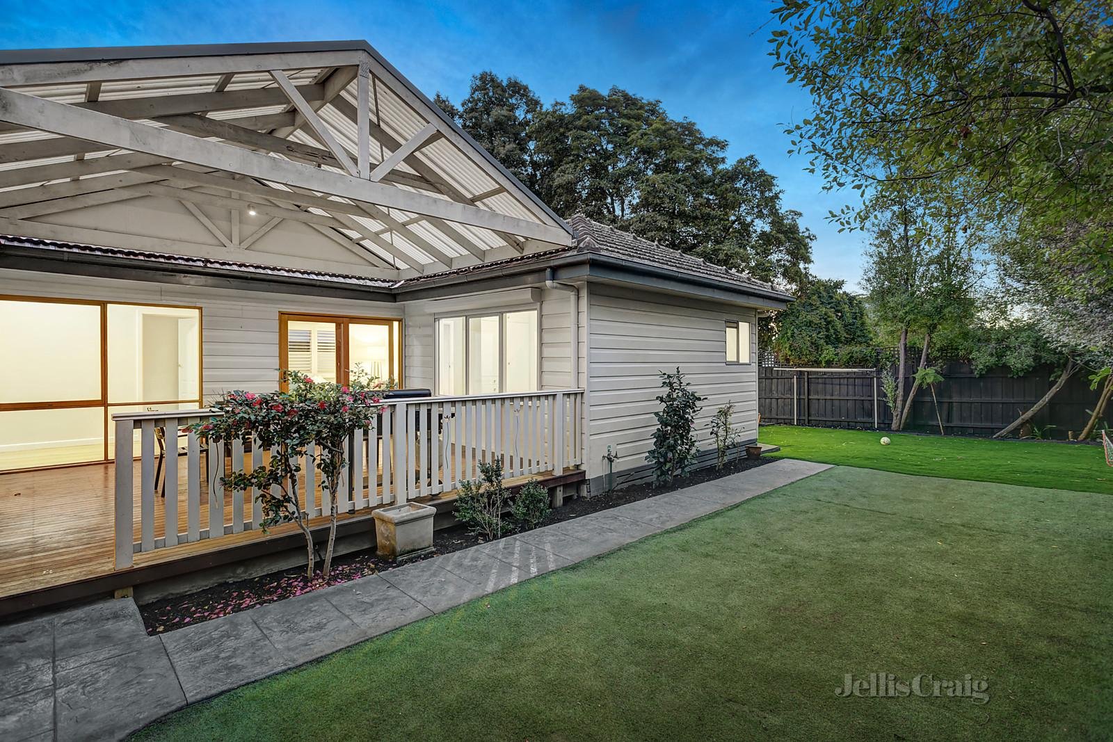 7 Morden Court, Nunawading image 9