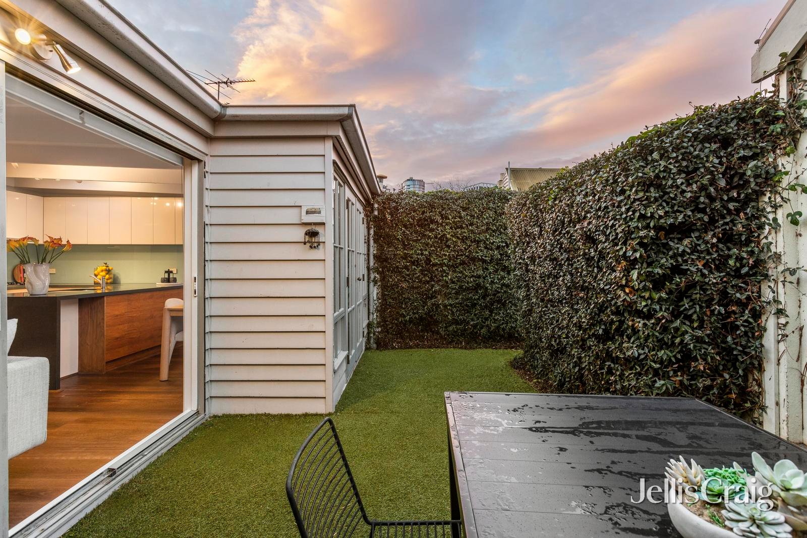 7 Morris Street, South&nbsp;Melbourne image 7