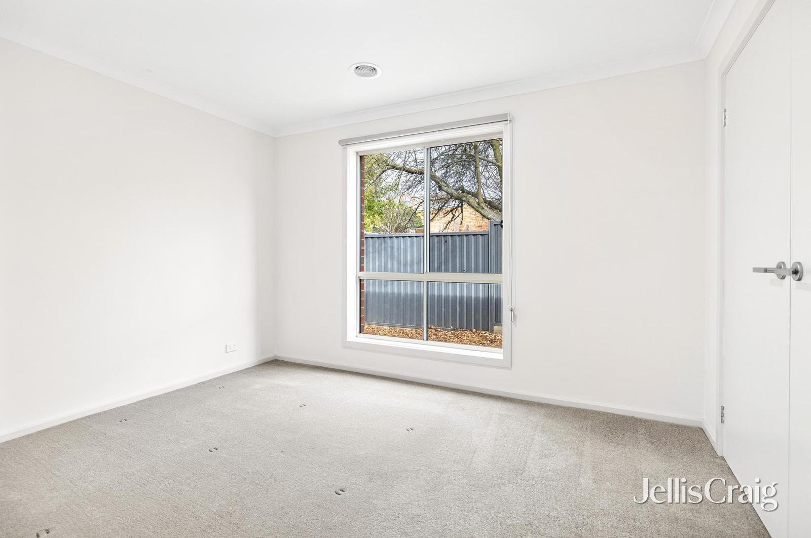 7 Nader Close, Redan image 8