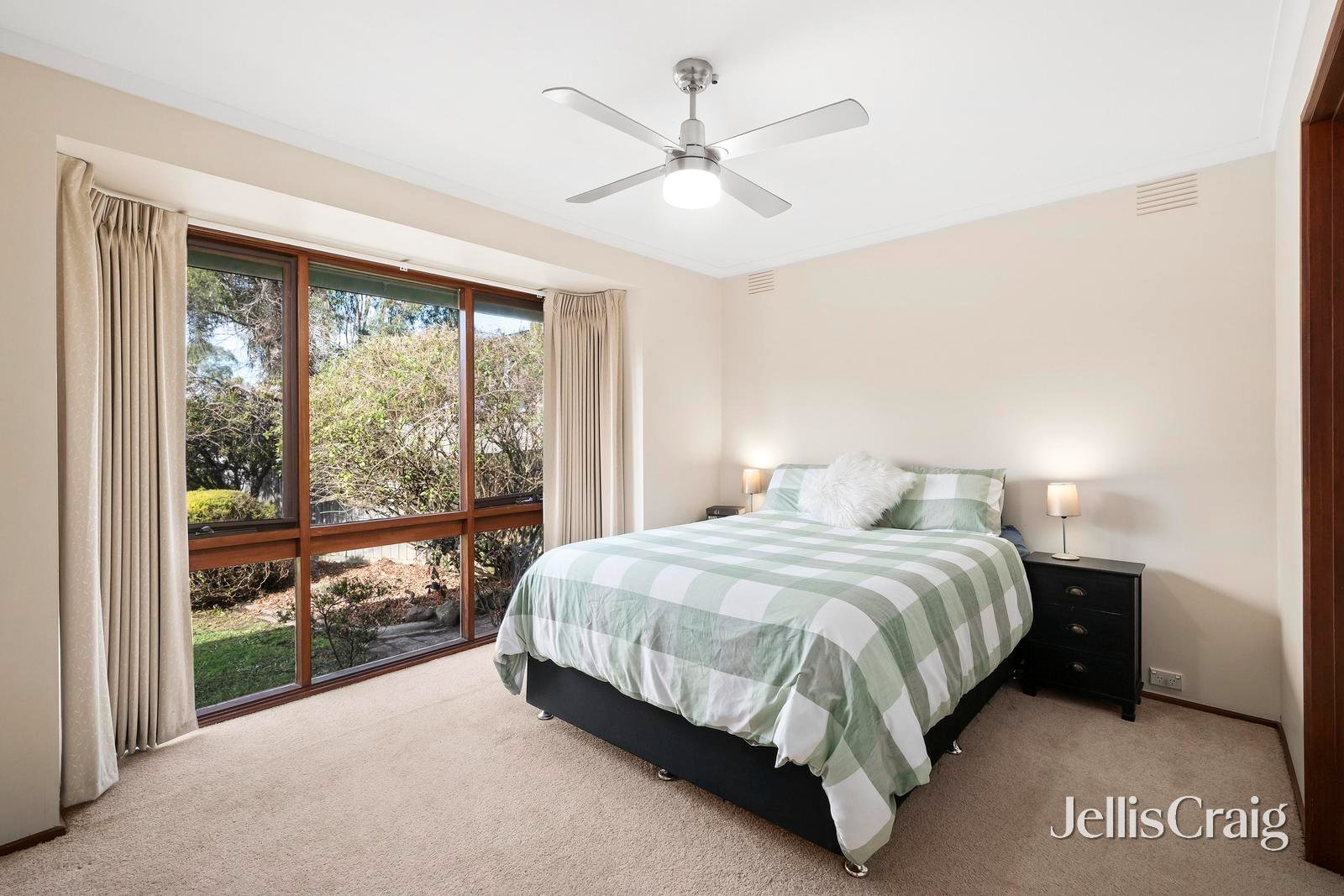7 Nambour Drive, Mooroolbark image 8