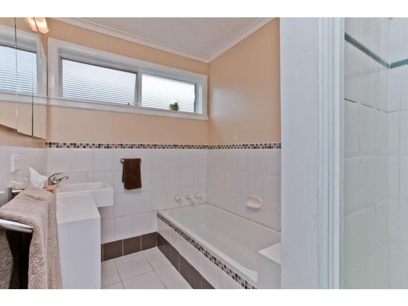 7 Nissen Court, Seaholme image 5