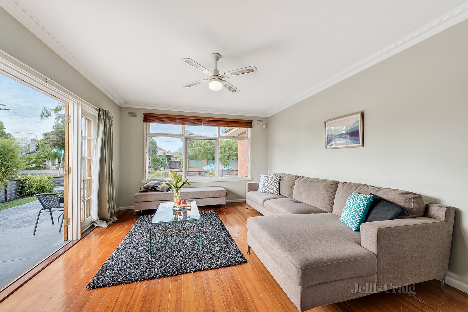 7 Noora Avenue, Bentleigh East image 2