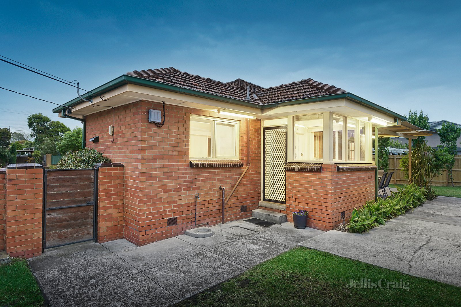 7 Noora Avenue, Bentleigh East image 7