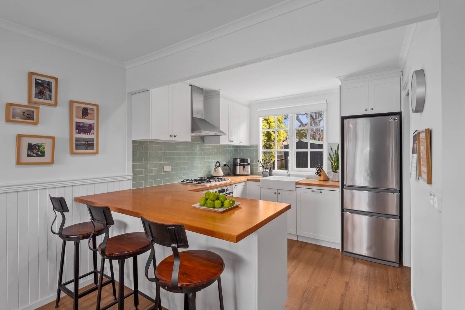 Property Gallery Thumbnail 3